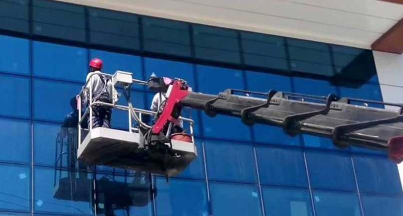 DIŞ CEPHE CAM TEMİZLİĞİ